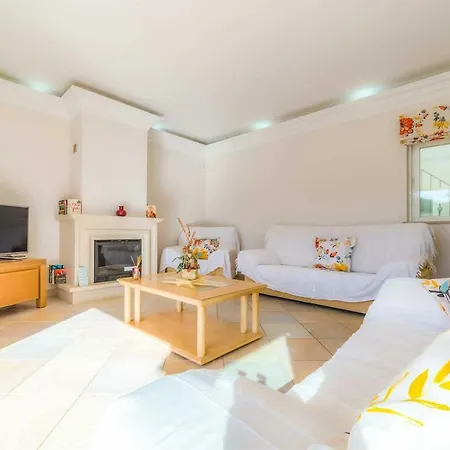 Vale Do Garrao Sleeps 6 Pool Air Con Wifi فيلة فالي دو لوبو